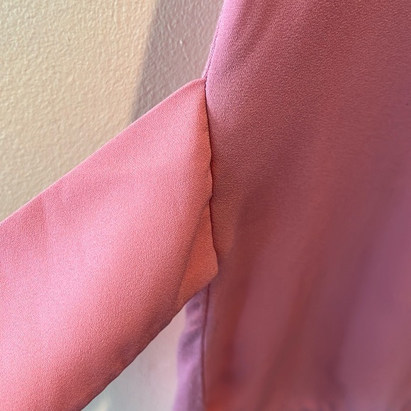 H Halston Blush colored top  2 contrasting fabrics /waistline tie Scoopneck Sz S - Picture 6 of 12